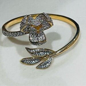 Elegant Gold Flower and Leaf Crystal Bypass Bracelet